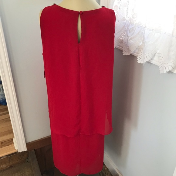 MSK sleeveless sheath with sheer, tiered overlay. - Picture 3 of 16